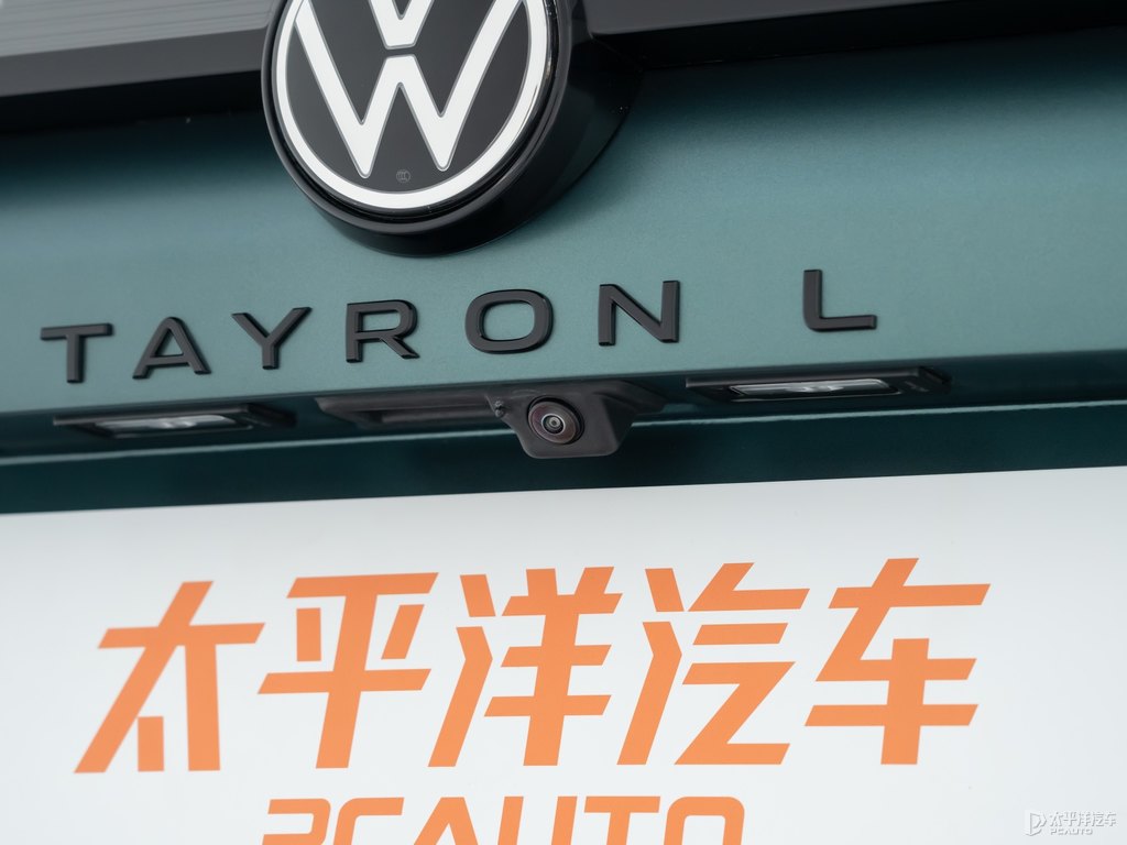 啞光云杉青探岳車尾外觀圖片