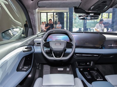 奧迪Q6L e-tron Sportback內(nèi)飾實拍圖