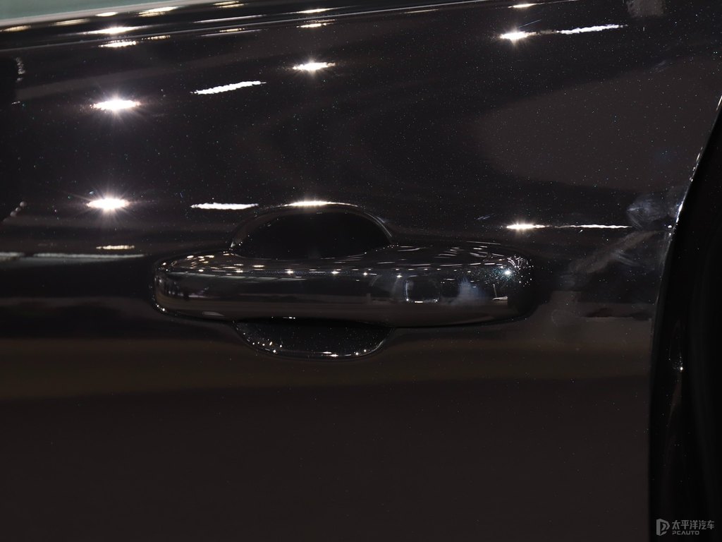 瑪瑙黑沃爾沃XC60車身外觀圖片