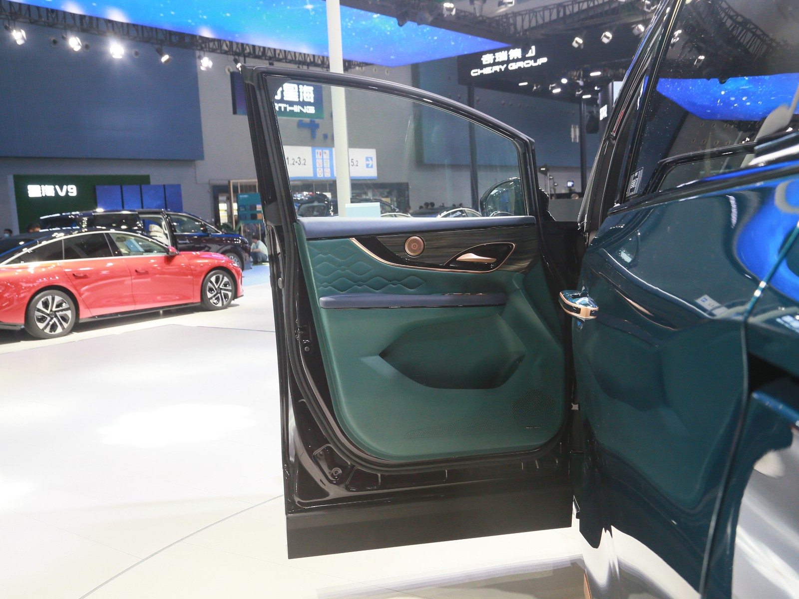 星海V9車展高清大圖