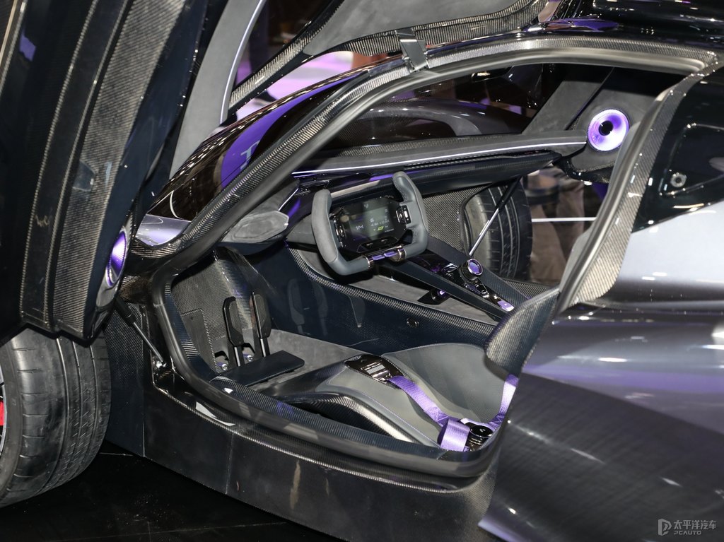 ROBO Xп؃(ni)DƬ