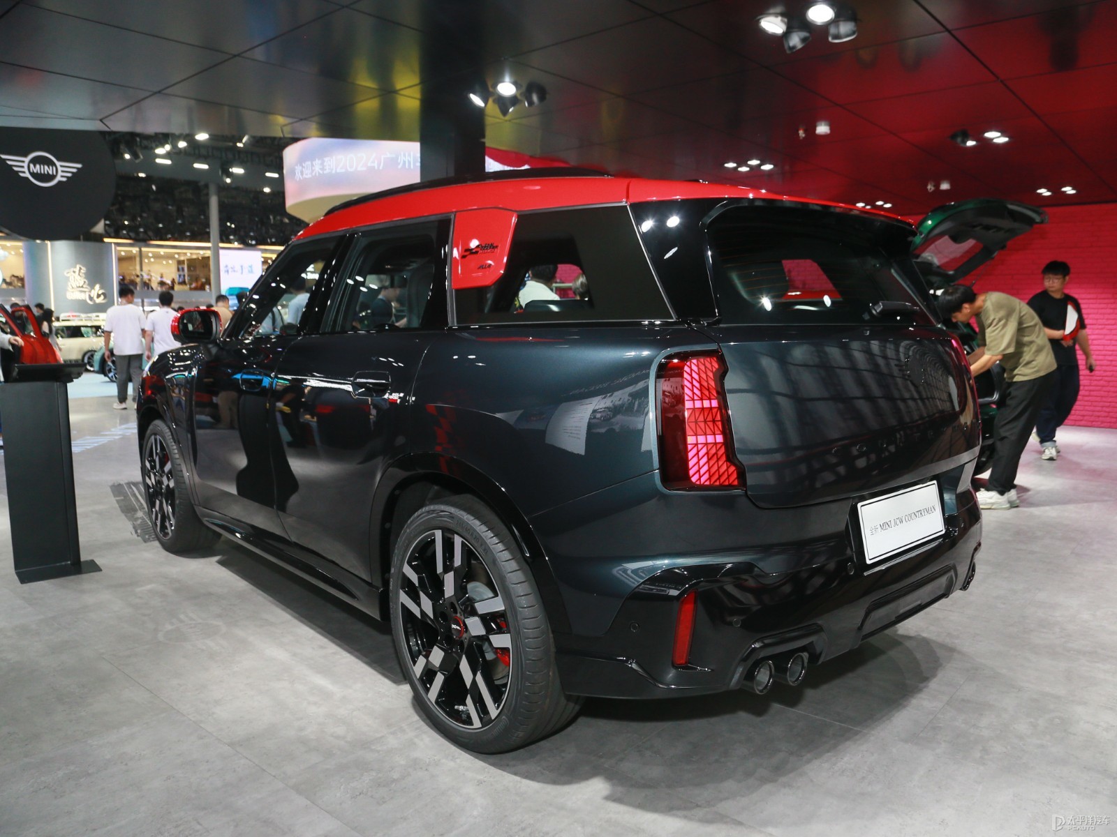MINI JCW COUNTRYMAN外觀高清大圖