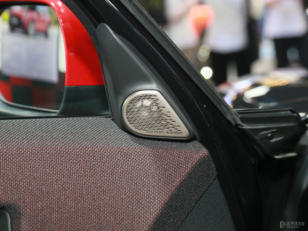 L(fng)ƻMINI JCW COUNTRYMAN܇(ni)DƬ