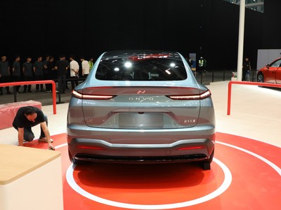 樂道L60與特斯拉Model3對比