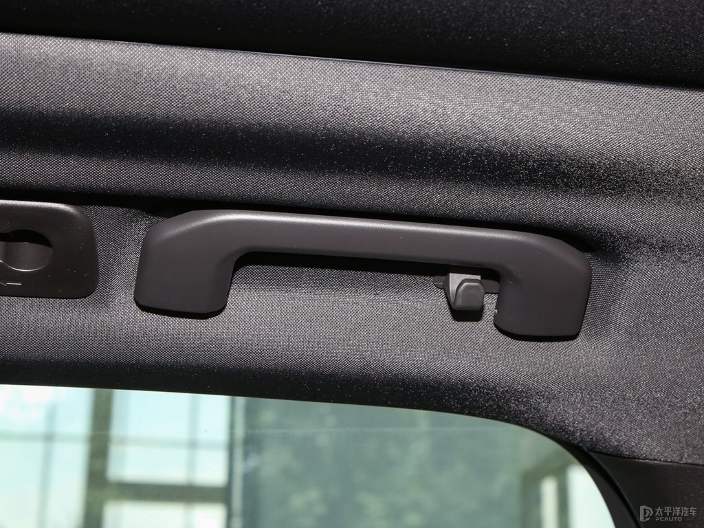 水晶白沃爾沃XC60車廂內(nèi)飾圖片