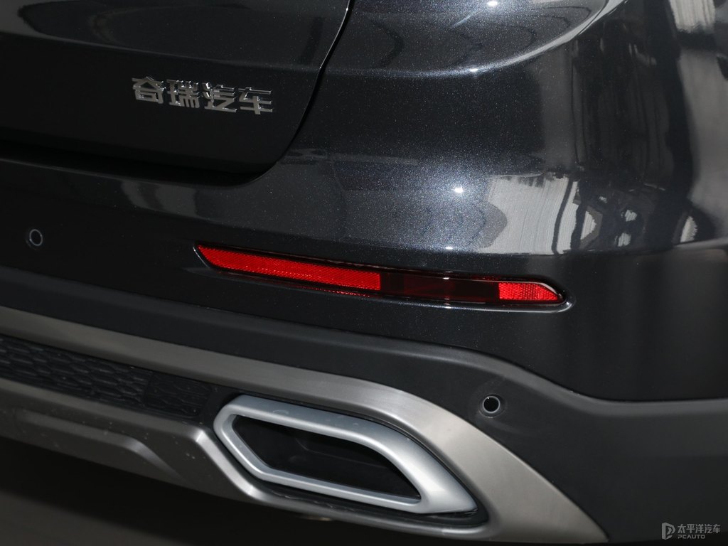 水星灰瑞虎8車尾外觀圖片