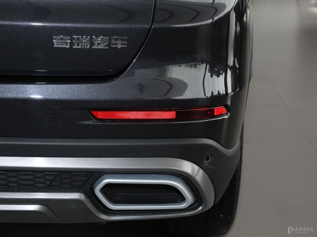 水星灰瑞虎8車尾外觀圖片