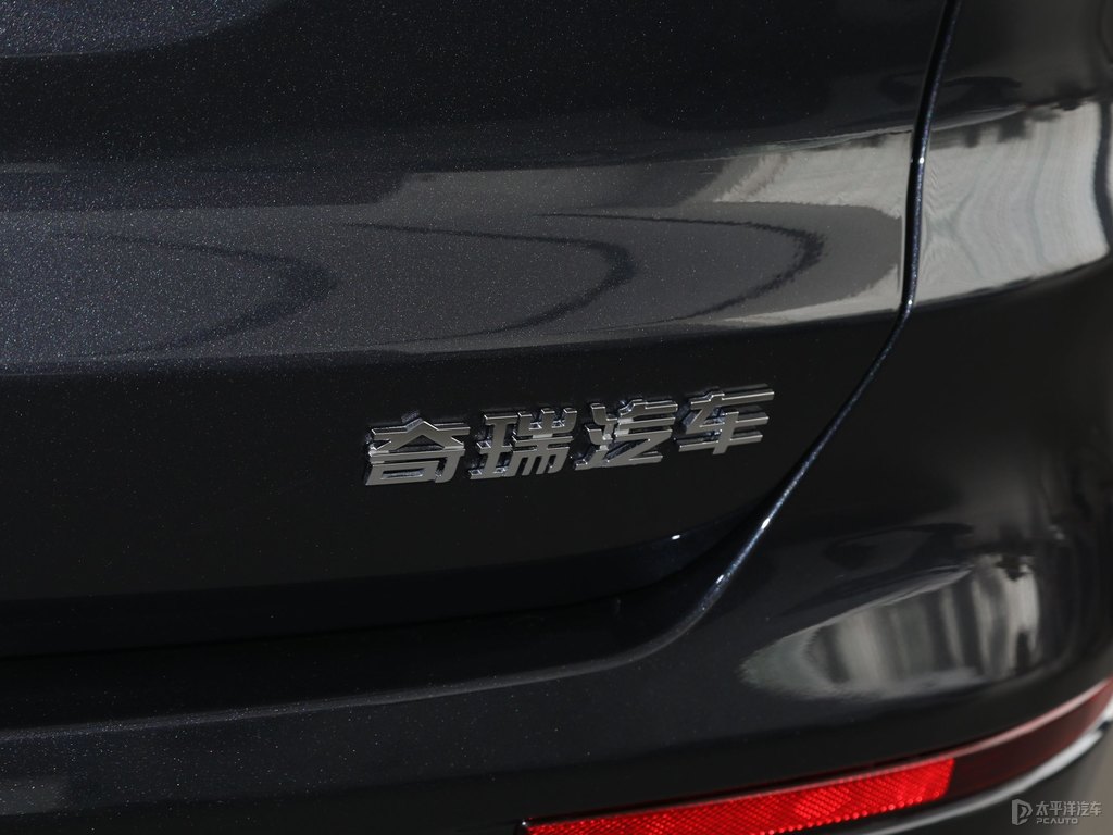 水星灰瑞虎8車尾外觀圖片