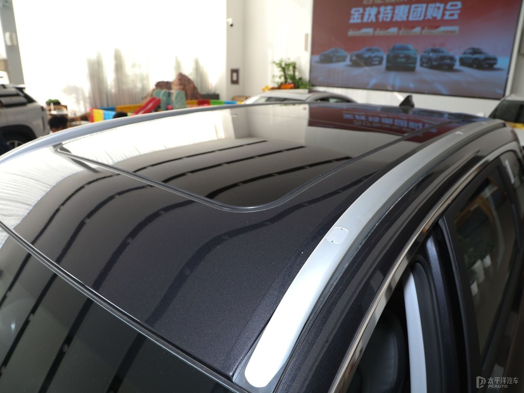 水星灰瑞虎8車身外觀圖片