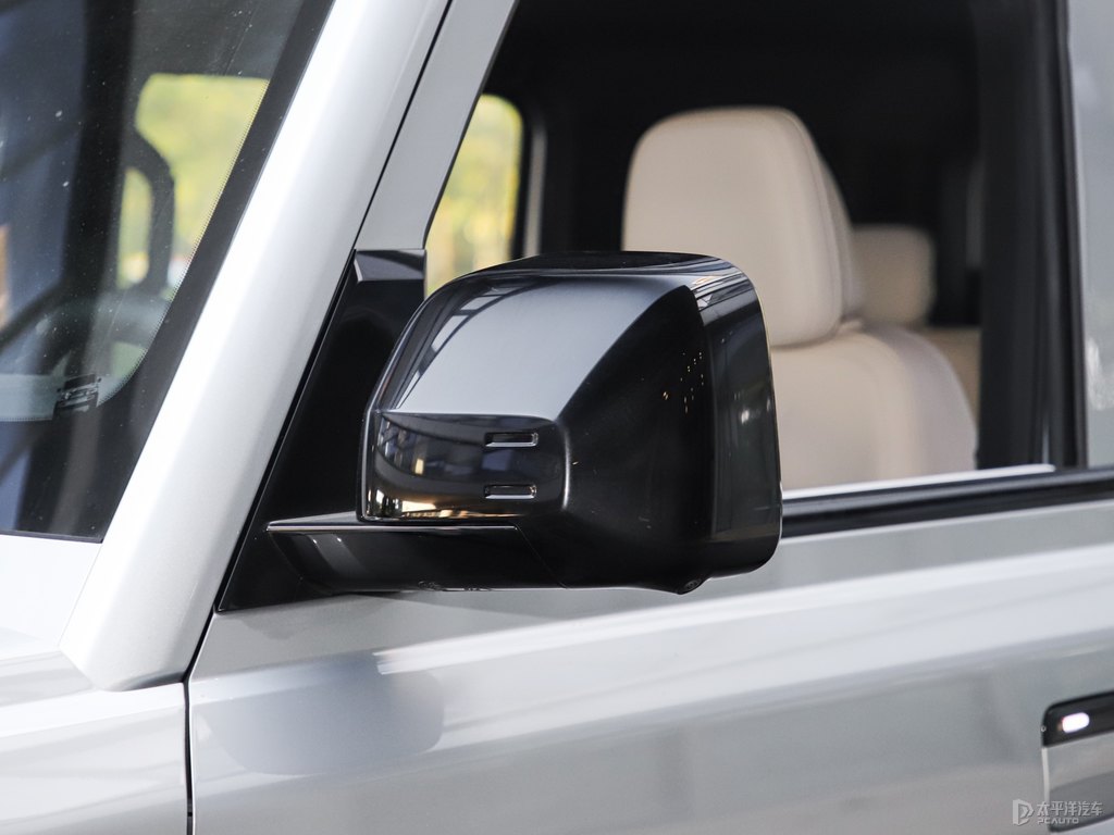 yiCAR V23܇(ch)^DƬ
