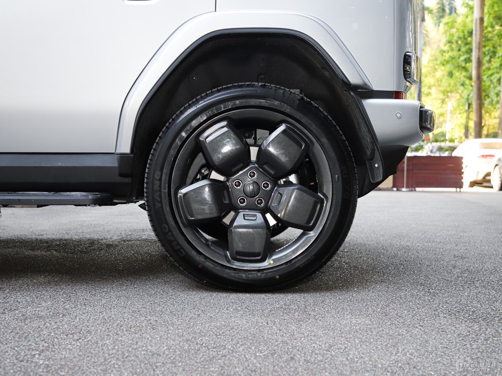 yiCAR V23܇^DƬ