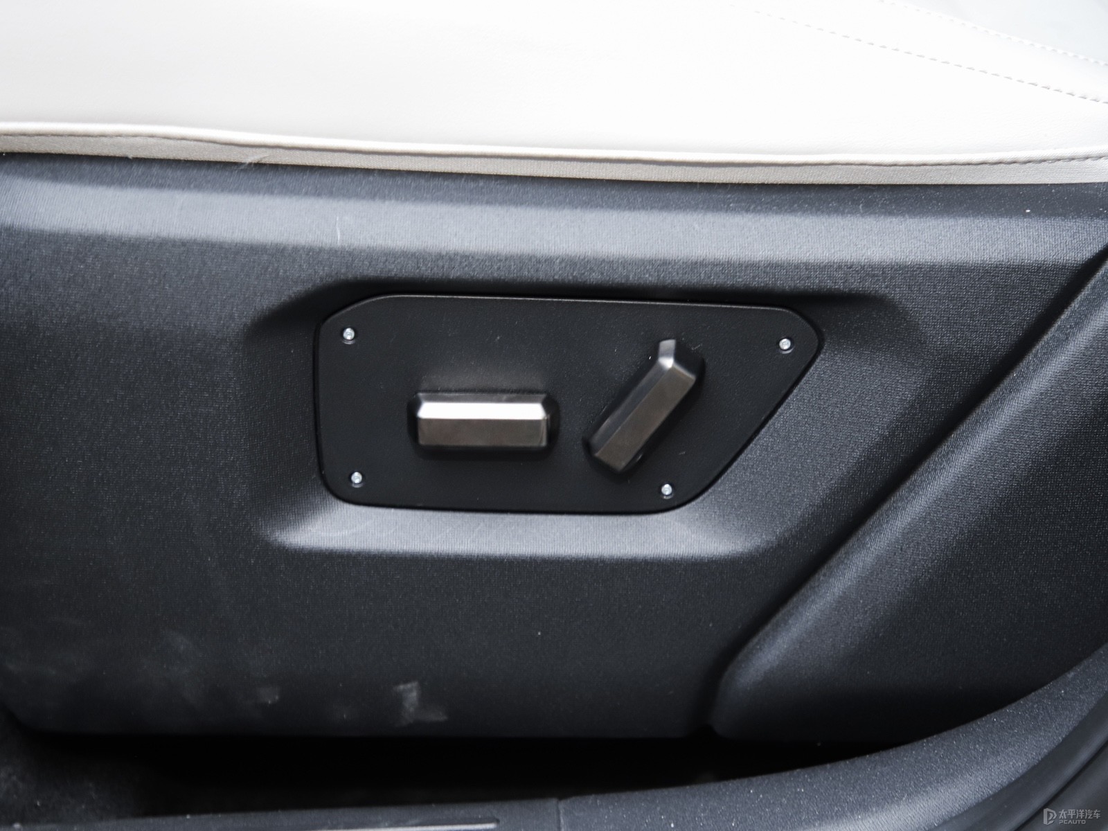 iCAR V23內(nèi)飾高清大圖