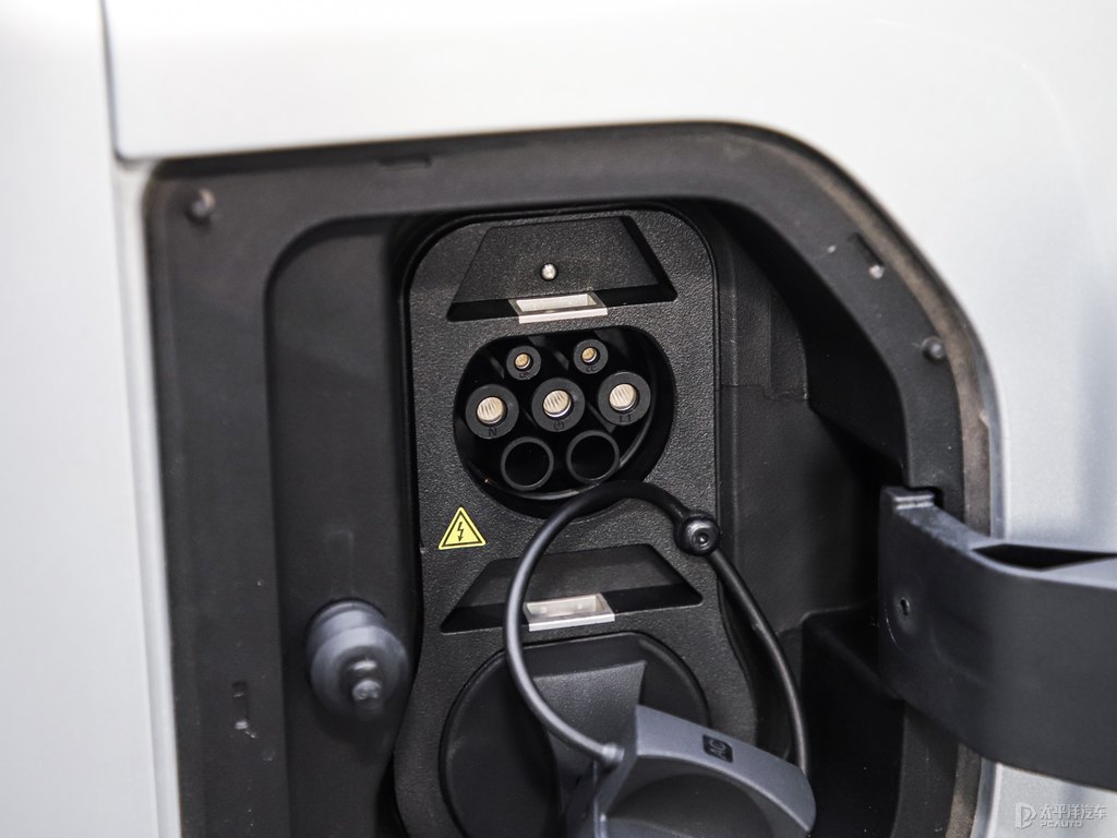 yiCAR V23(ji)(ji)DƬ