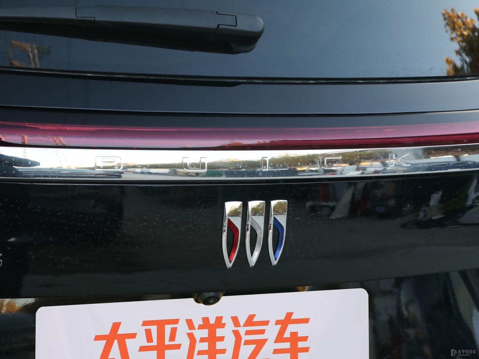 昂科威外觀高清大圖