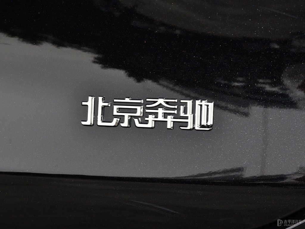 曜巖黑奔馳GLC車尾外觀圖片