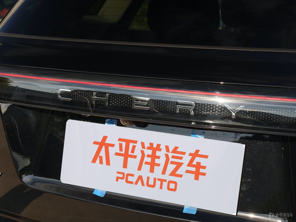 石墨黑瑞虎7車尾外觀圖片