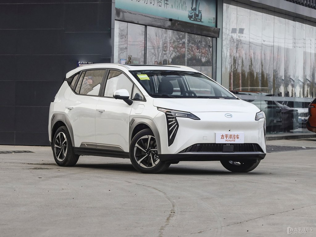 珍珠白AION Y整車外觀外觀圖片