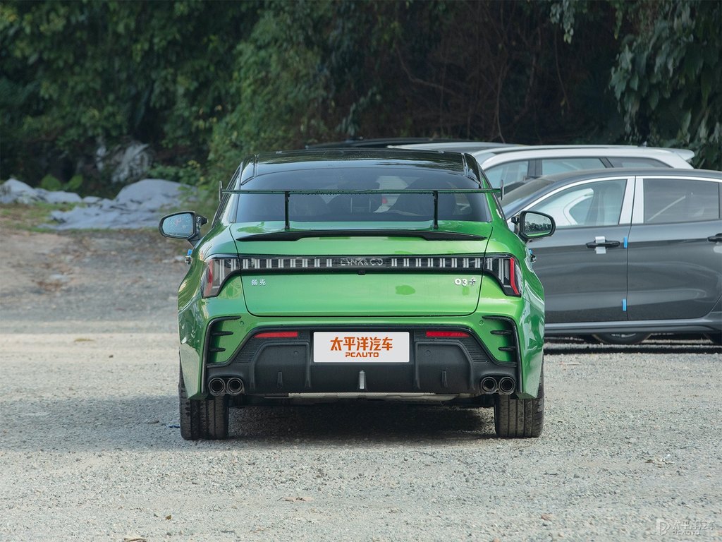 綠色領(lǐng)克03整車外觀外觀圖片