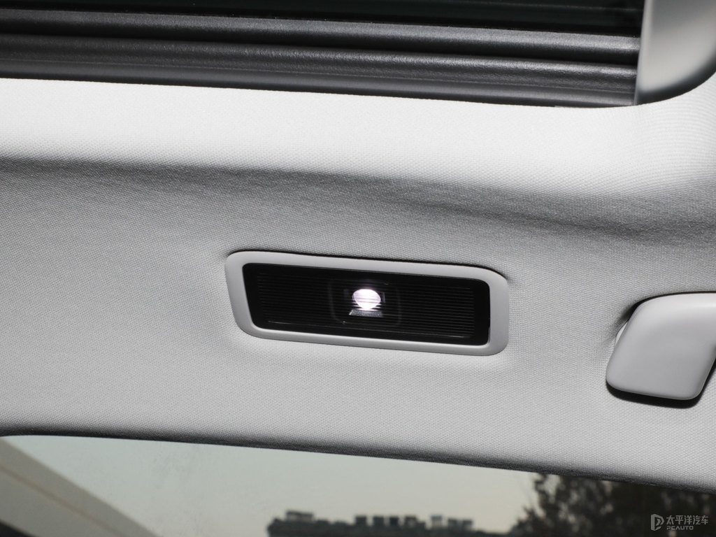 玄武黑帕薩特車廂內(nèi)飾圖片