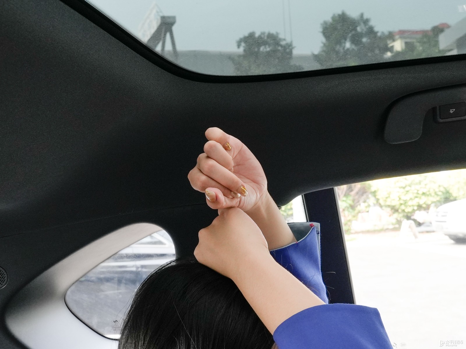 紅旗天工08空間高清大圖