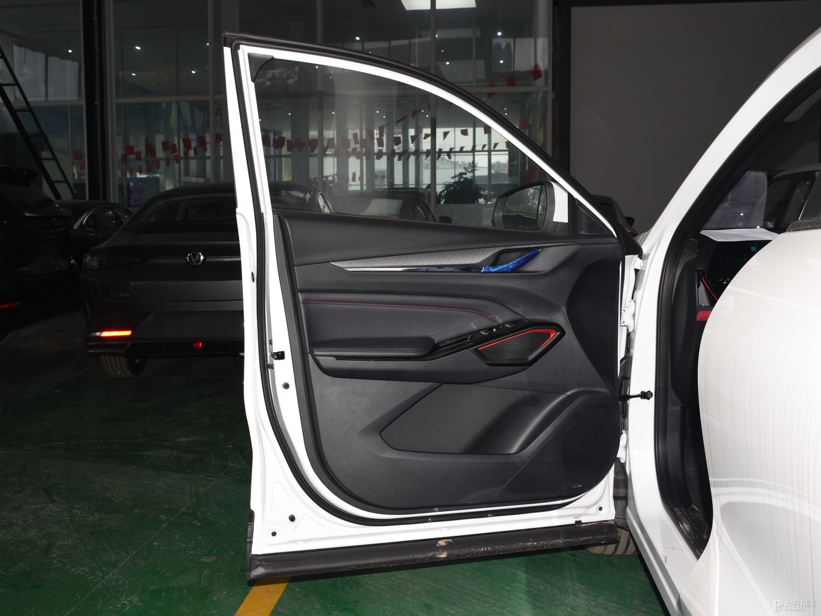 長(zhǎng)安X5 PLUS內(nèi)飾高清大圖