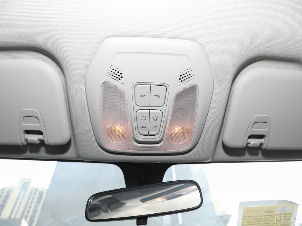 珠光白大通G50車(chē)廂內(nèi)飾圖片