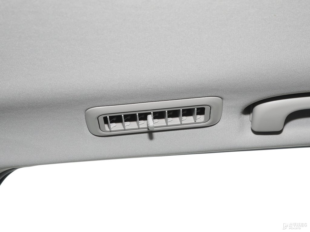 珠光白大通G50車廂內(nèi)飾圖片