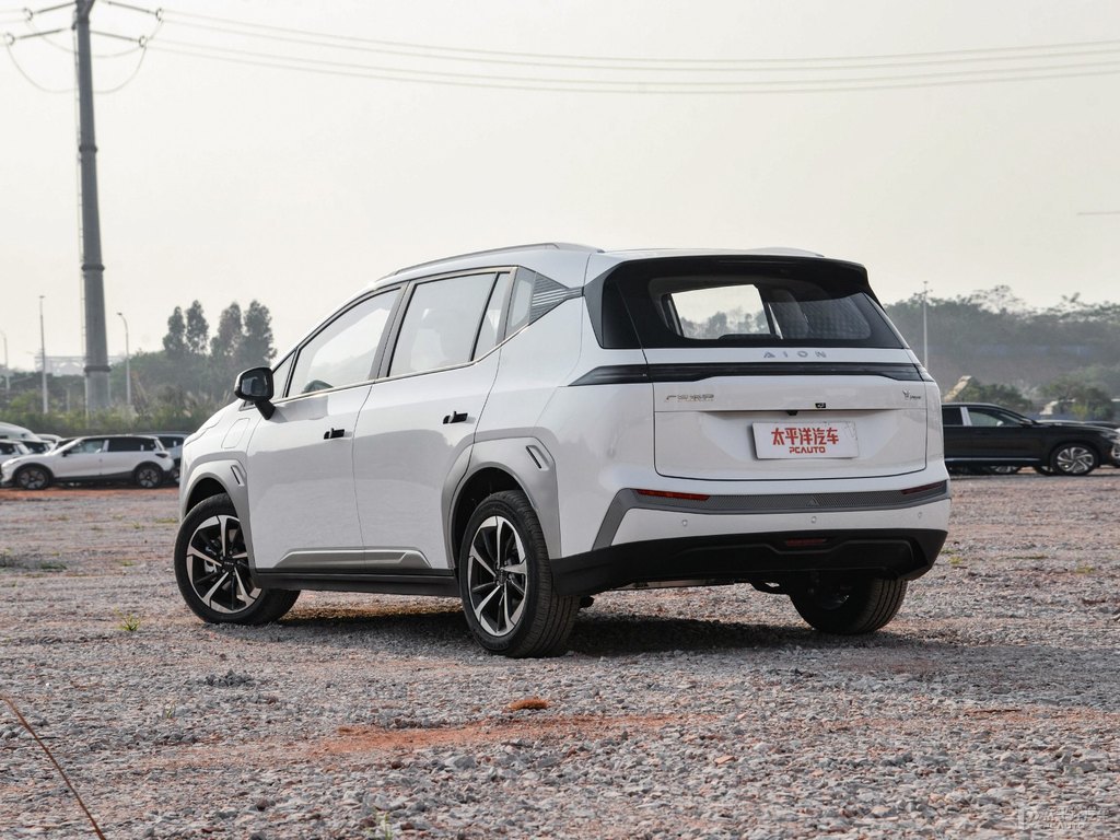 珍珠白AION Y整車外觀外觀圖片