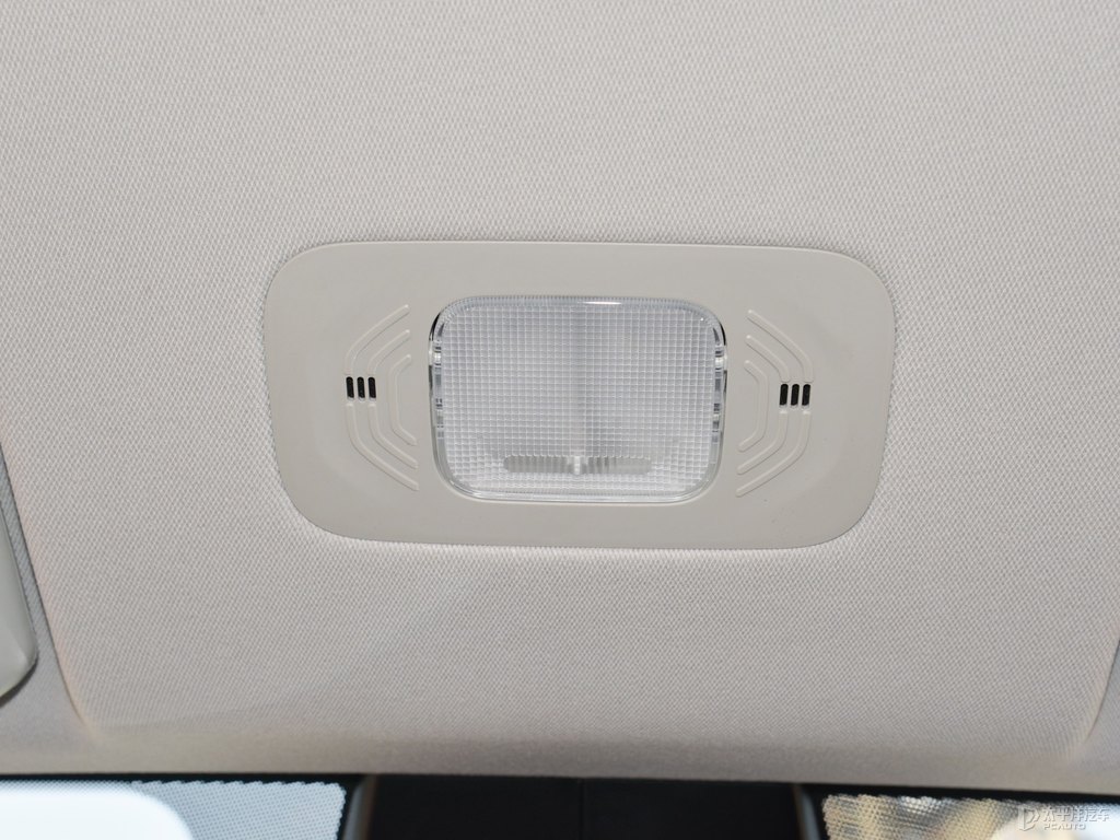 珍珠白AION Y車廂內(nèi)飾圖片