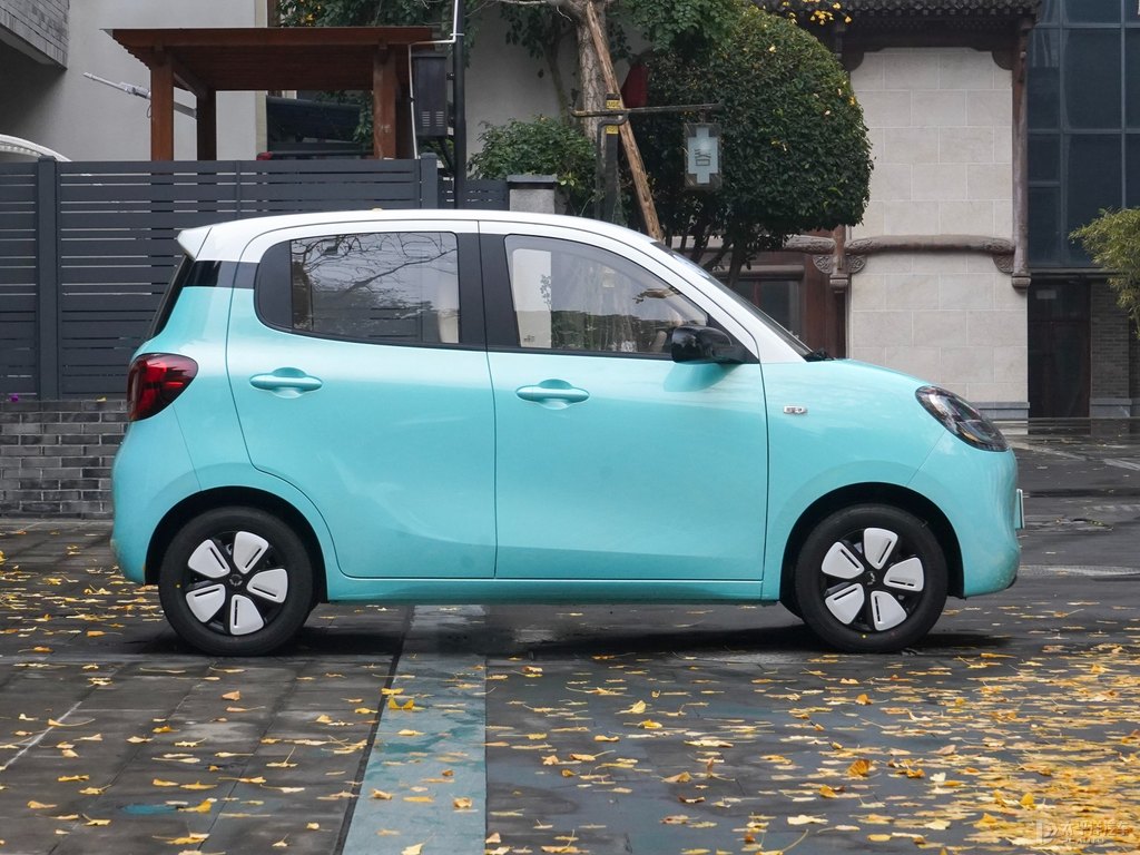 泡泡綠宏光MINIEV整車外觀外觀圖片