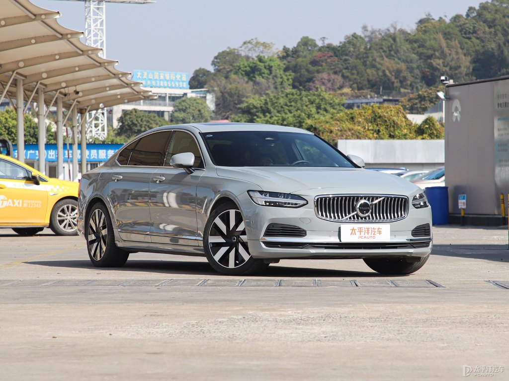 薄霧灰沃爾沃S90新能源整車外觀外觀圖片