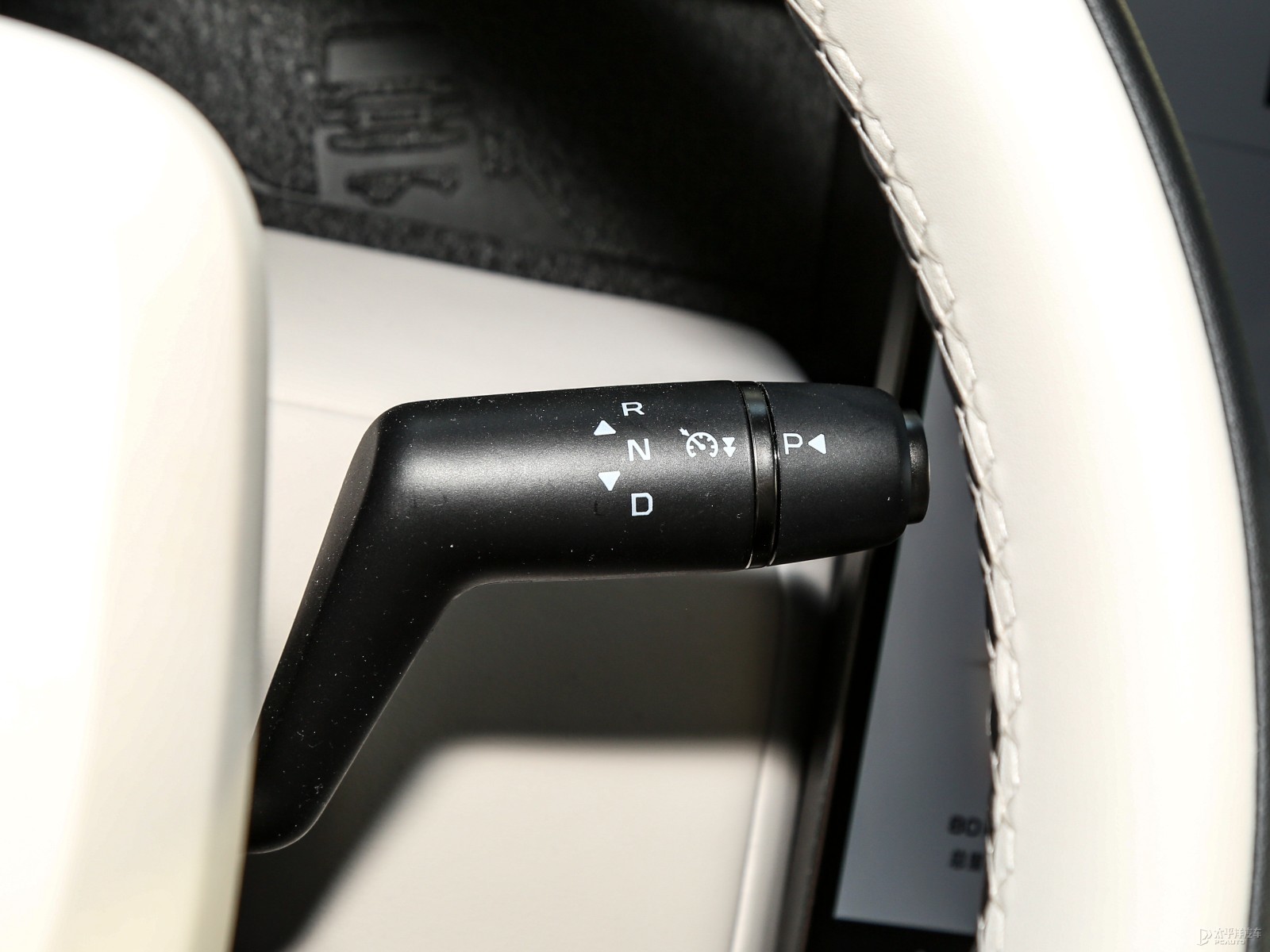 iCAR V23內(nèi)飾高清大圖