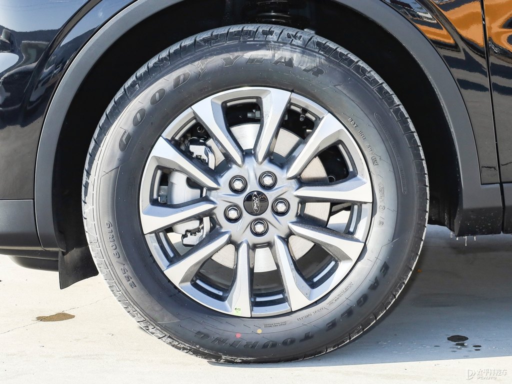 星耀黑銳界L車身外觀圖片