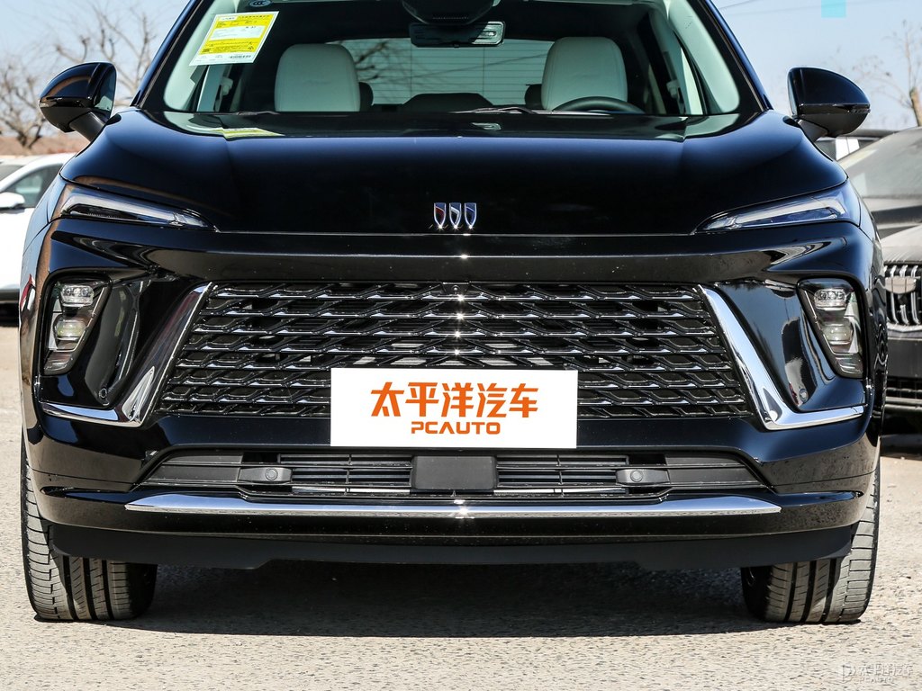 墨玉黑昂科威車頭外觀圖片