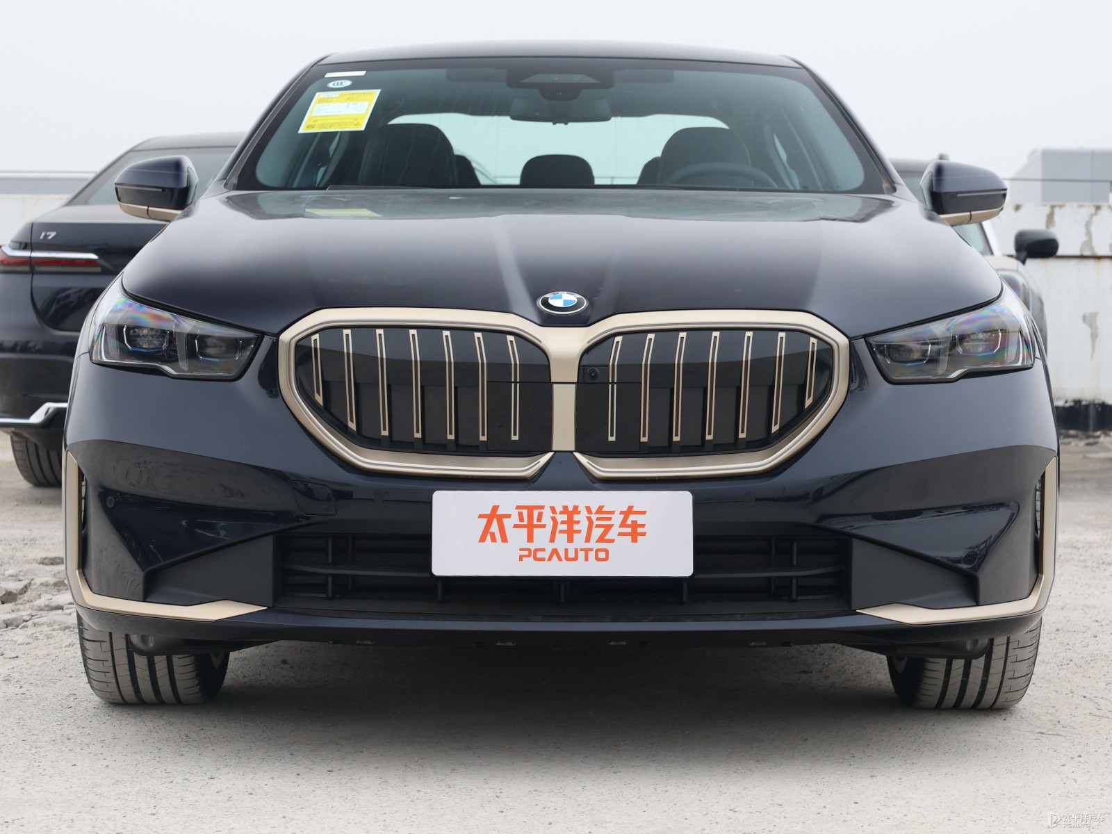 寶馬5系外觀高清大圖