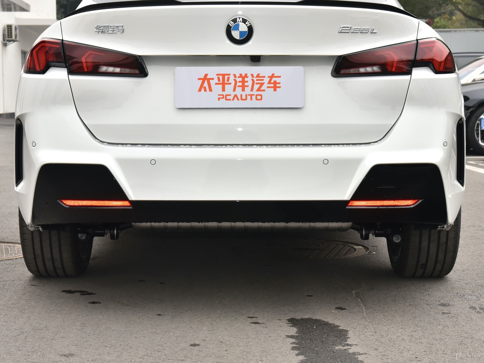 寶馬2系外觀高清大圖