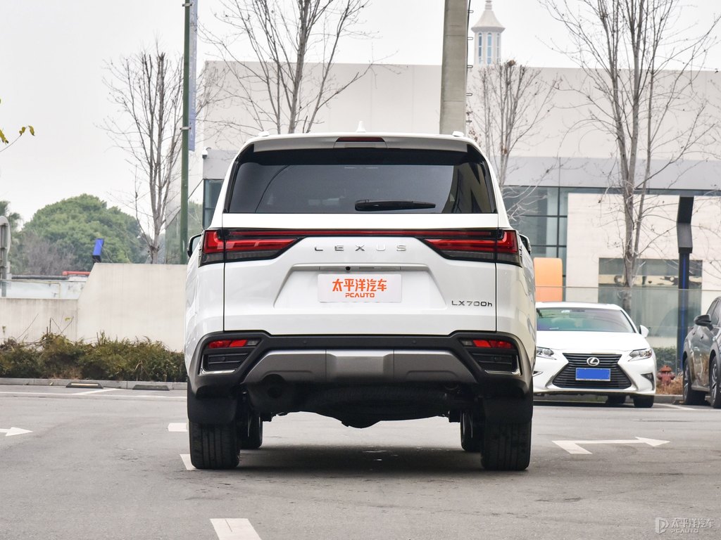 超音速石英白雷克薩斯LX整車外觀外觀圖片