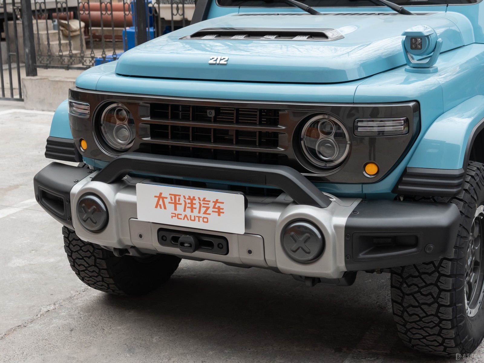 212 T01外觀高清大圖