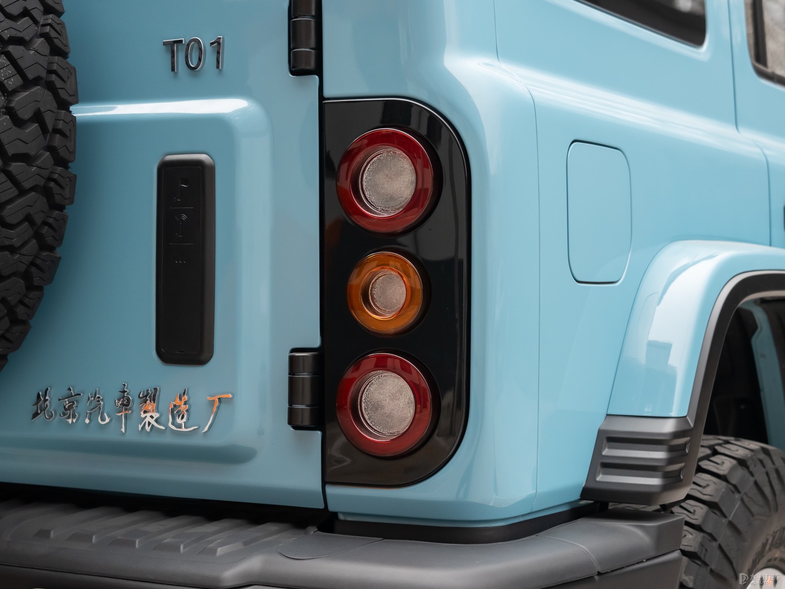 212 T01外觀高清大圖