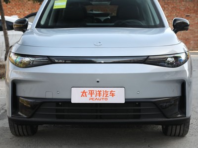 零跑C16 2025新款價格大公開，買車不花冤枉錢！