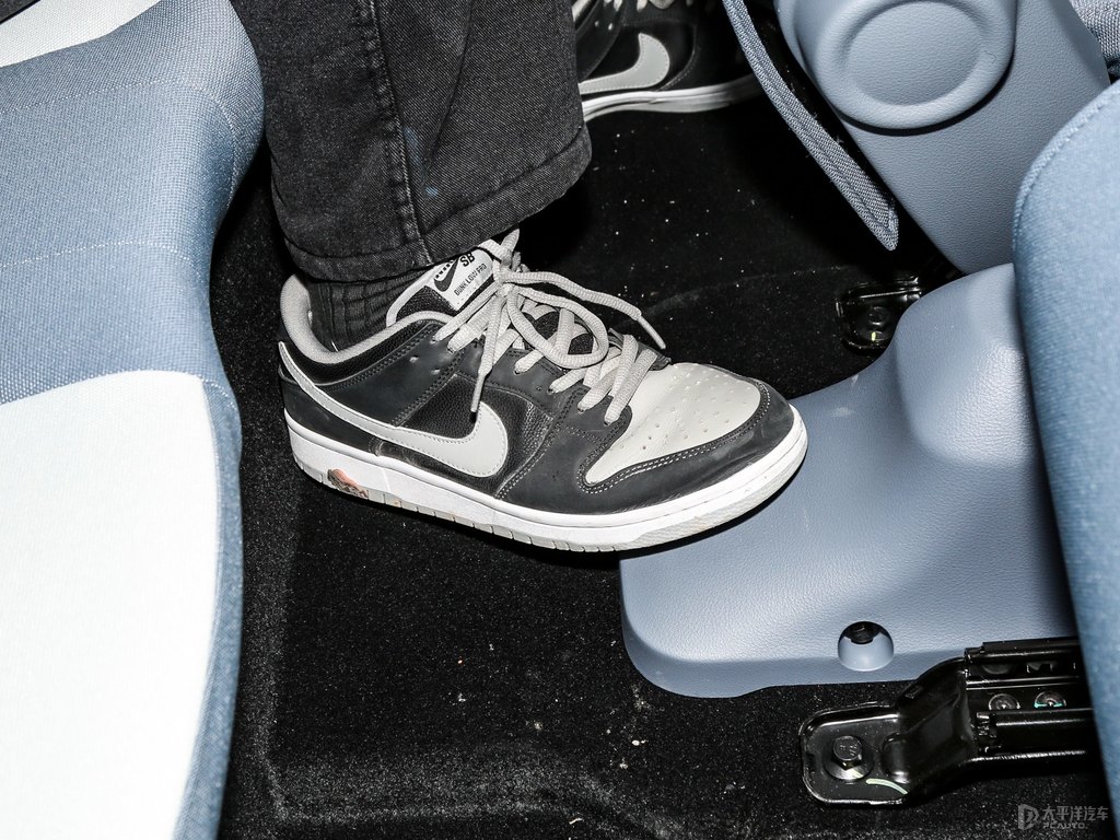 ҷ۱vСR{˿ggDƬ