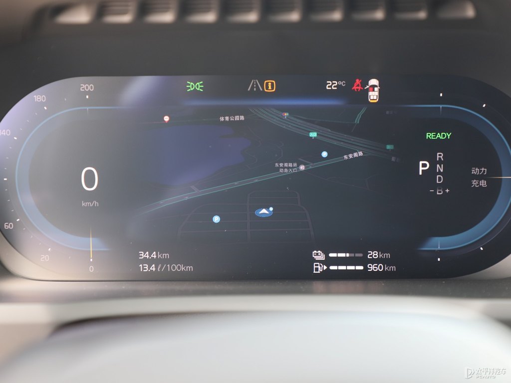 星耀沙沃爾沃XC90新能源中控內(nèi)飾圖片