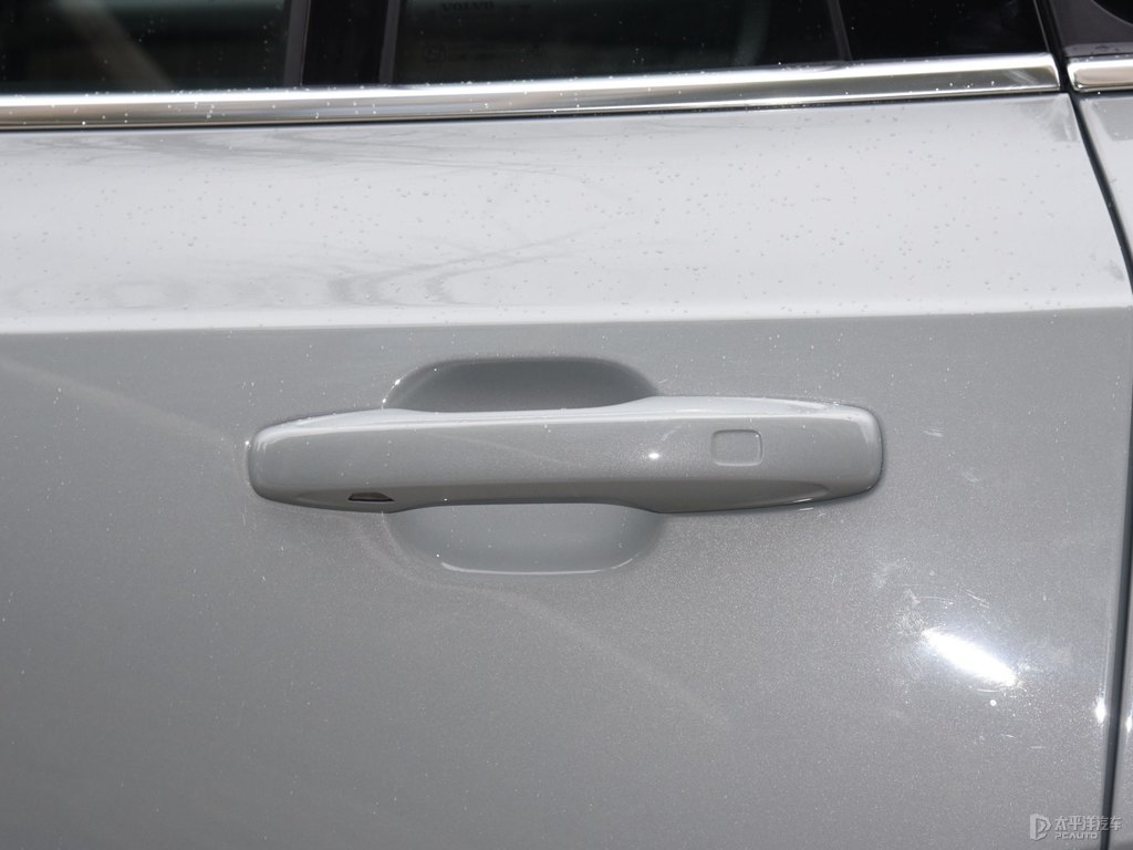 薄霧灰沃爾沃XC90車身外觀圖片