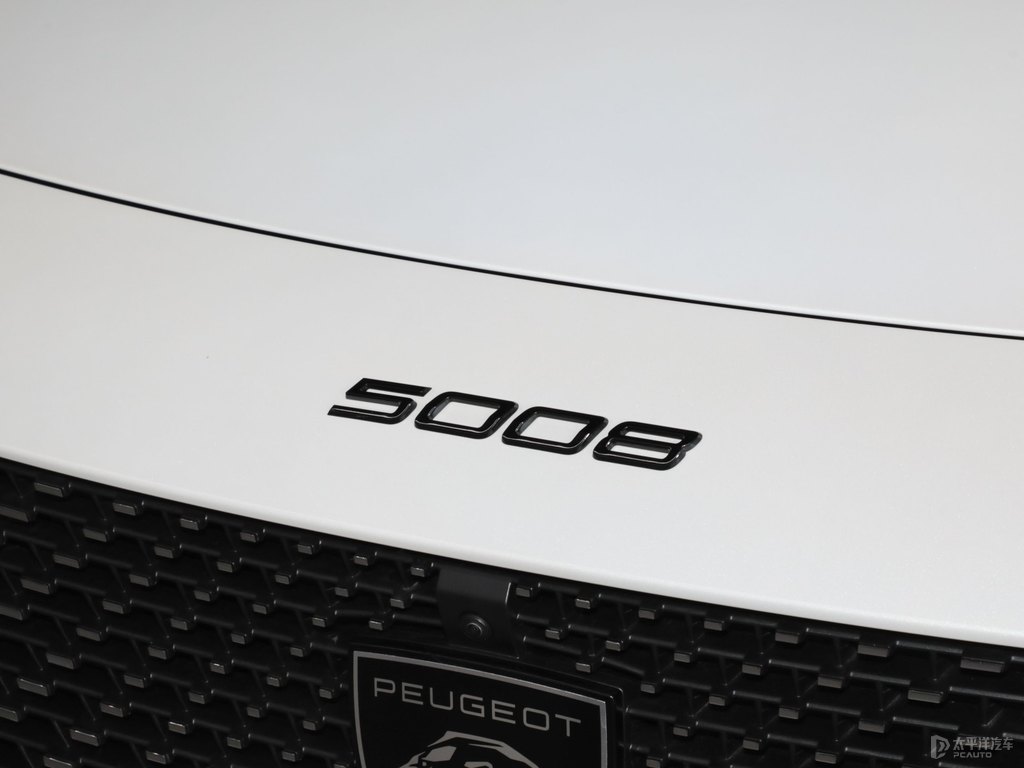 珠光白標(biāo)致5008車頭外觀圖片