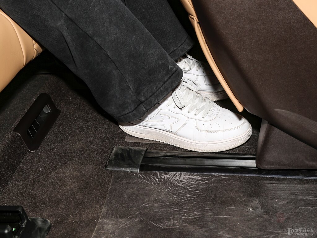 ҹvD9{˿ggDƬ