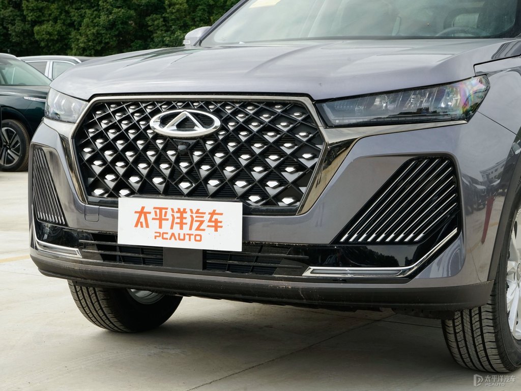 量子灰瑞虎7車頭外觀圖片