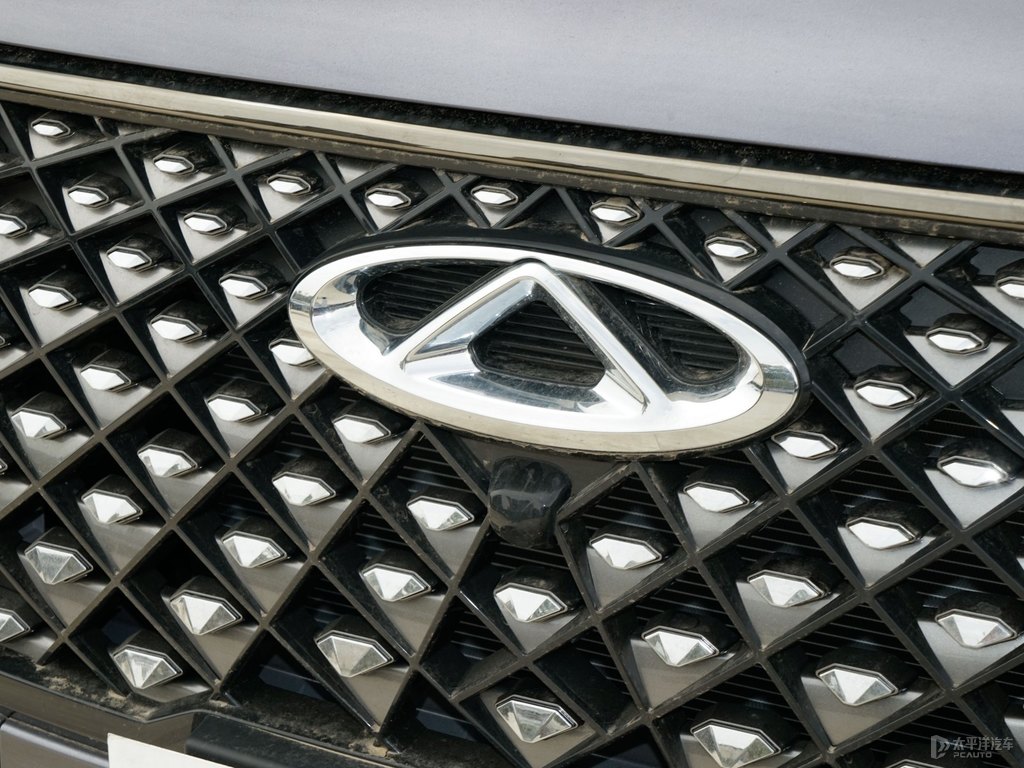 量子灰瑞虎7車頭外觀圖片