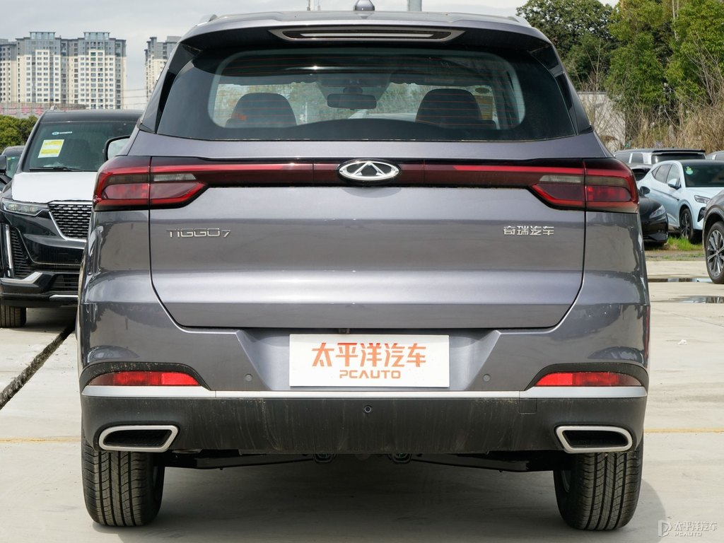 量子灰瑞虎7車尾外觀圖片
