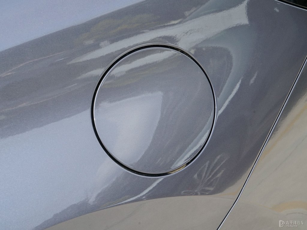 量子灰瑞虎7車身外觀圖片