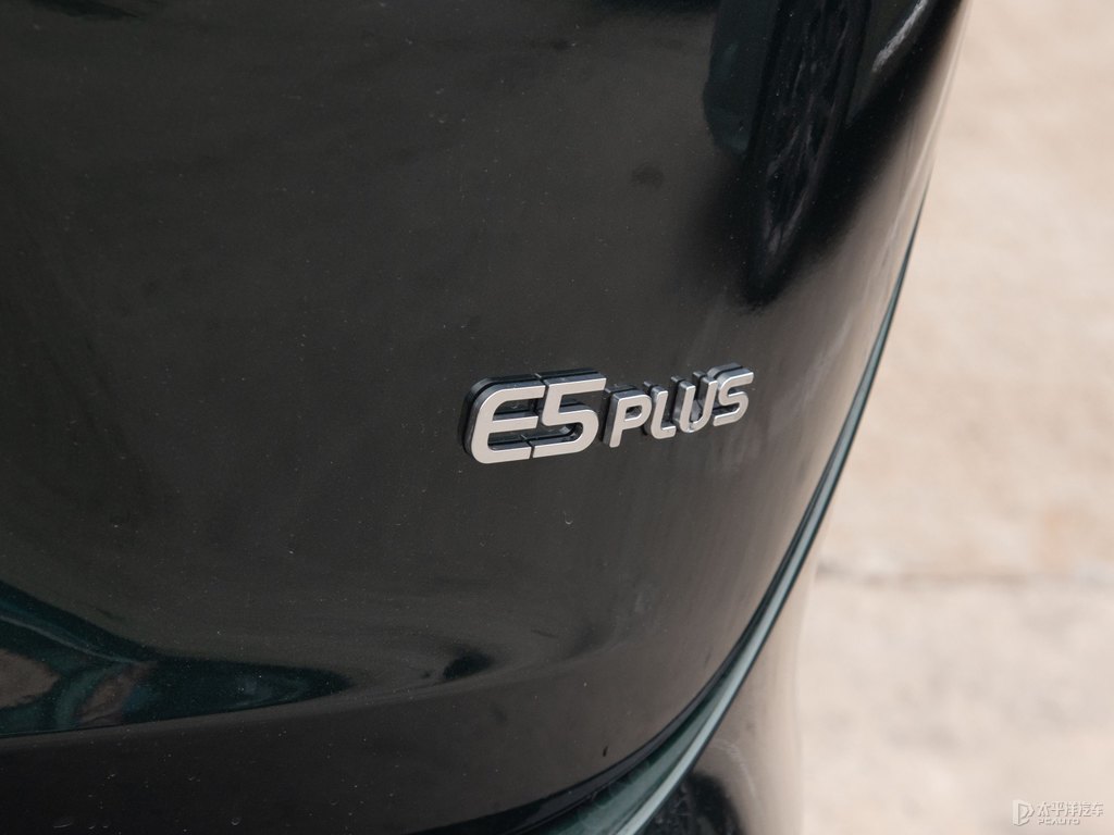 OG{(ln)E5 PLUS܇β^DƬ